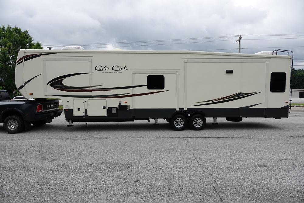 Photo of Rv