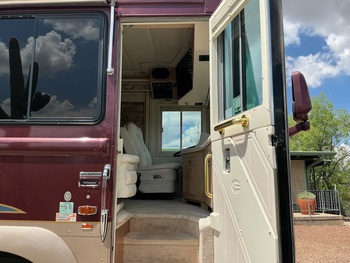 Thumbnail of RV