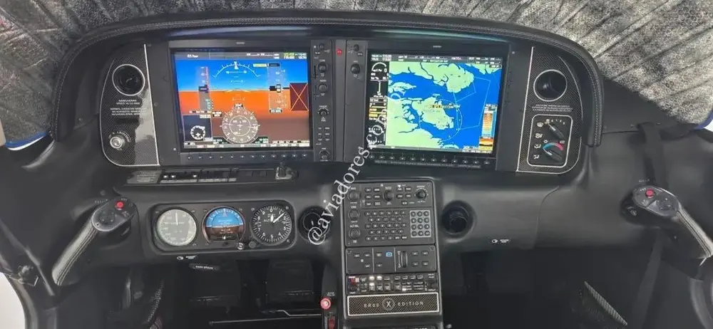 7873/cirrus-sr22-g3-2010-flightmarket-id-7873-15522.webp