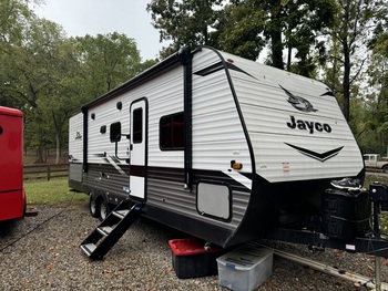 Thumbnail of RV
