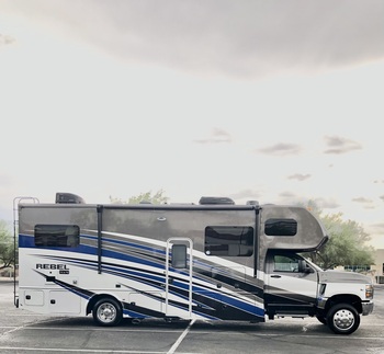 Thumbnail of RV