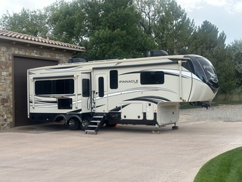Thumbnail of RV