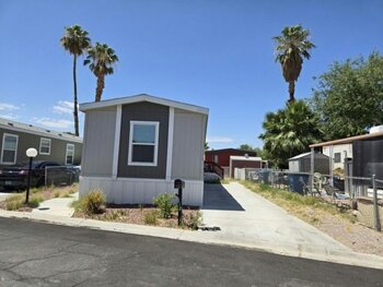 Thumbnail of mobile home