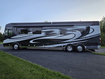 Thumbnail of RV