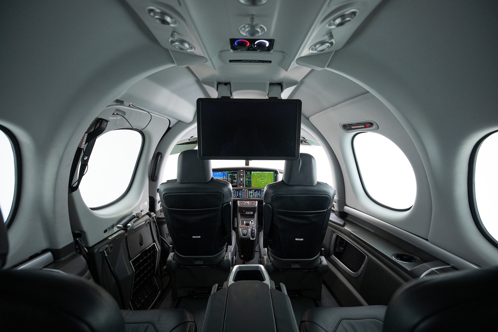 N204HS-5.jpg