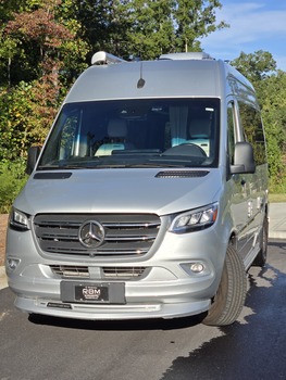Thumbnail of RV