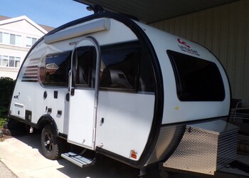 Thumbnail of RV