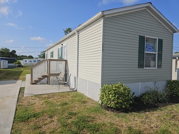 Thumbnail of mobile home