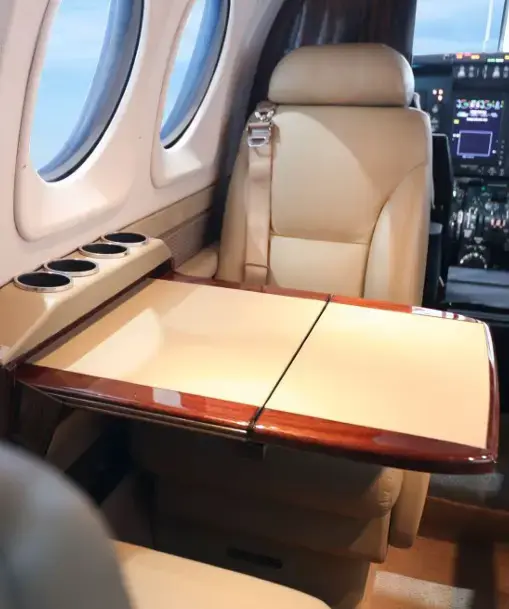 7577/beechcraft-king-air-c90gti-2008-flightmarket-id-7577-07056.webp