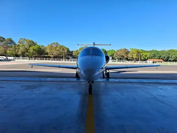7780/hawker-400a-2002-flightmarket-id-7780-05280.webp