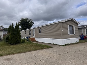 Thumbnail of mobile home