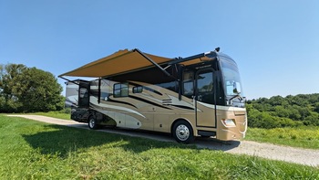 Thumbnail of RV