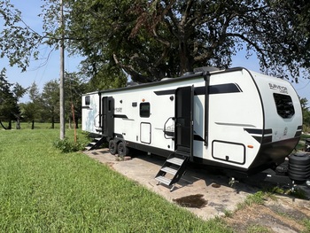 Thumbnail of RV