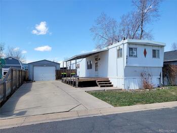 Thumbnail of mobile home