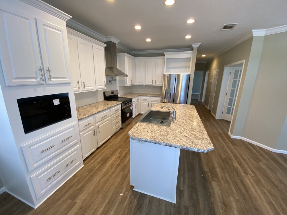 Camelot Lakes Village