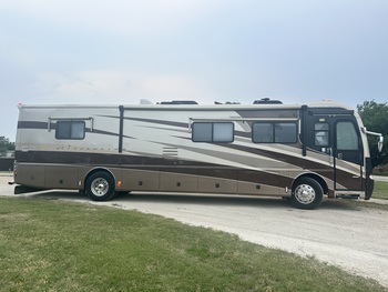 Thumbnail of RV