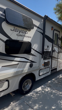 Thumbnail of RV