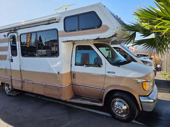 Thumbnail of RV