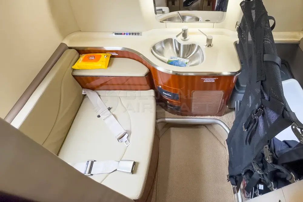 7809/learjet-40xr-2006-flightmarket-id-7809-33456.webp