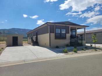 Thumbnail of mobile home