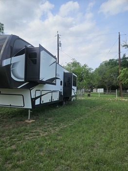 Thumbnail of RV