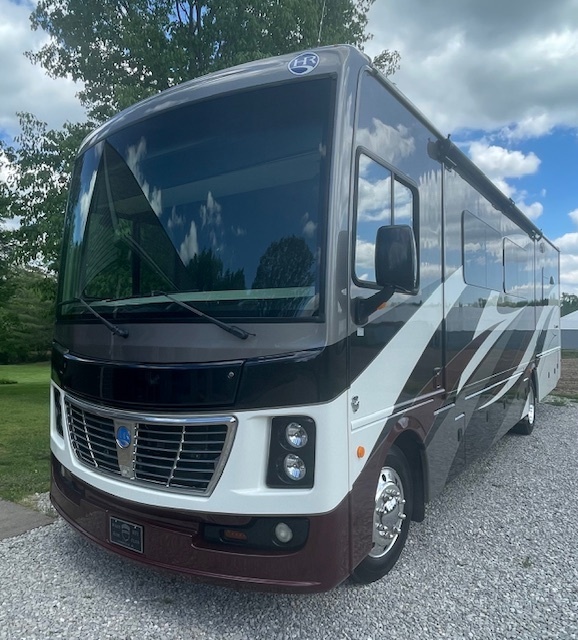 Photo of Rv