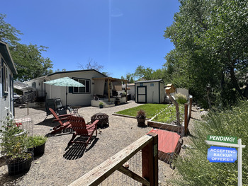Thumbnail of mobile home