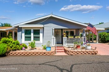 Thumbnail of mobile home