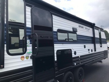 Thumbnail of RV