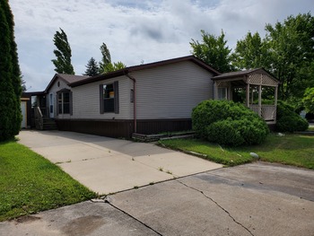 Thumbnail of mobile home