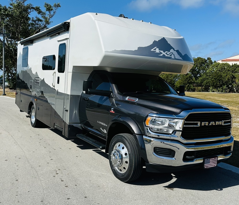Photo of Rv