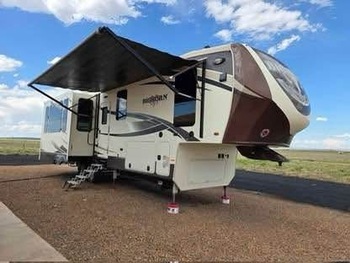 Thumbnail of RV
