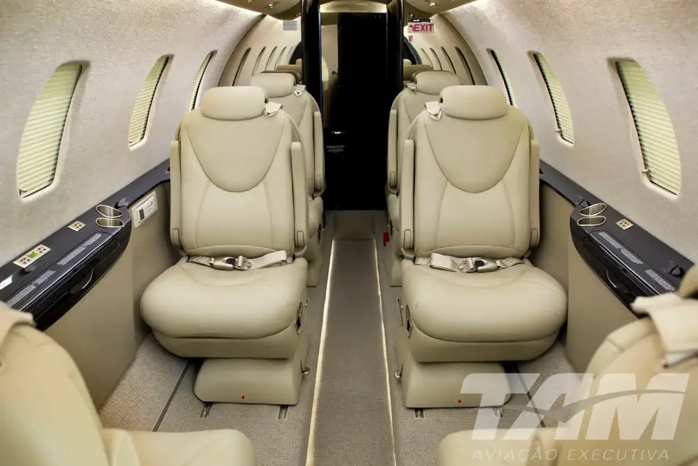 7898/cessna-citation-xls-plus-2013-flightmarket-id-7898-03173.webp