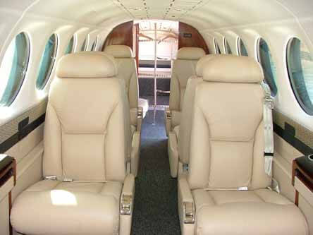 6099/beechcraft-king-air-350-2004-5-venda-flightmarket-3913.jpg