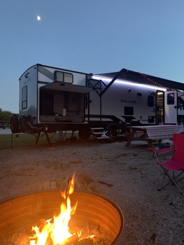 Thumbnail of RV