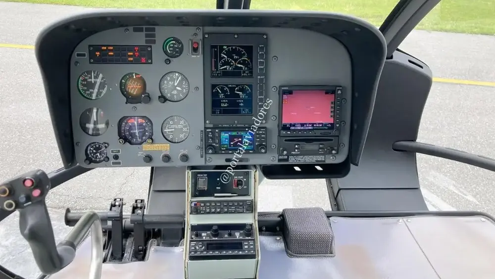 7582/eurocopter-ec130-b4-2011-flightmarket-id-7582-14103.webp