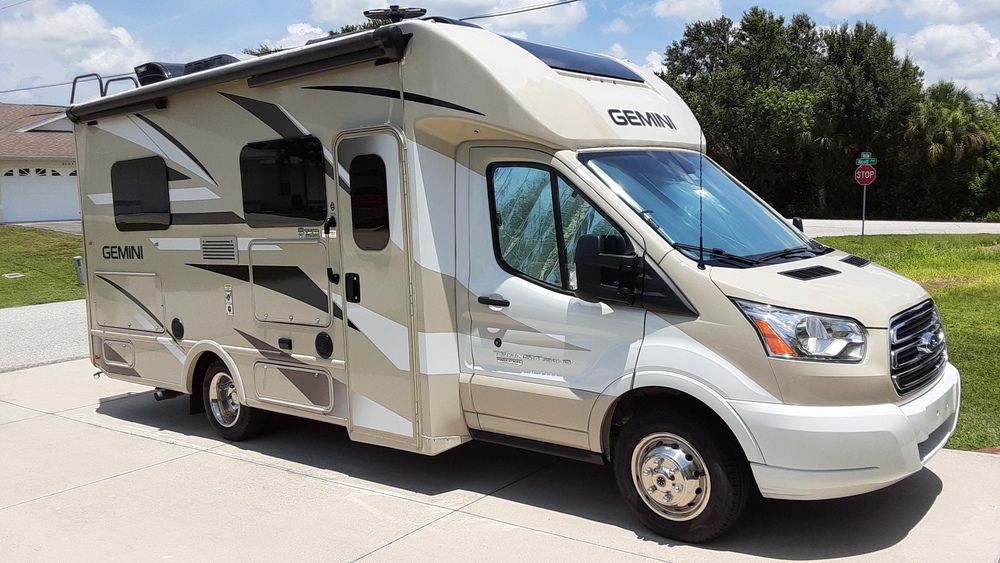 Photo of Rv