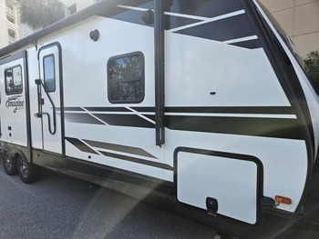 Thumbnail of RV