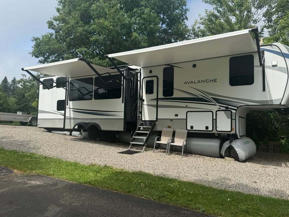 Photo of Rv