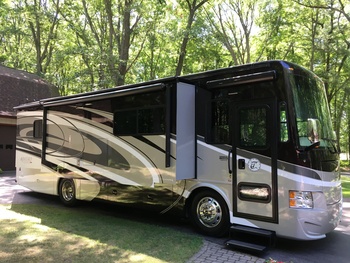 Thumbnail of RV