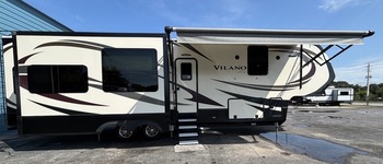 Thumbnail of RV