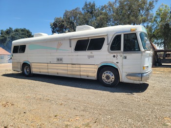 Thumbnail of RV