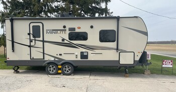 Thumbnail of RV