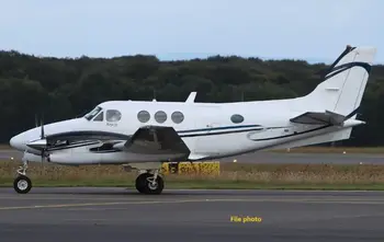 7718/beechcraft-king-air-c90b-2001-flightmarket-id-7718-54540.webp