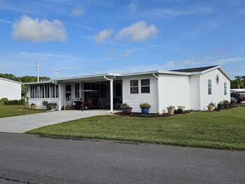Thumbnail of mobile home