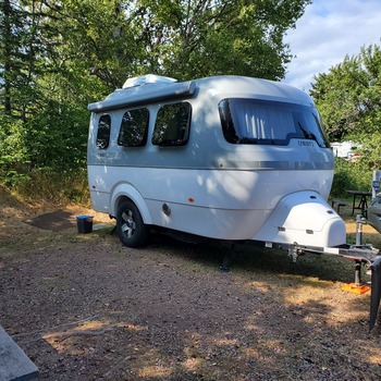 Thumbnail of RV