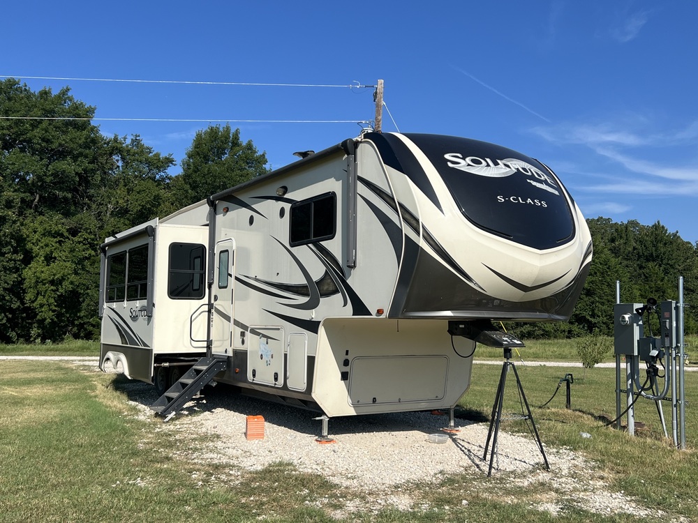 Photo of Rv