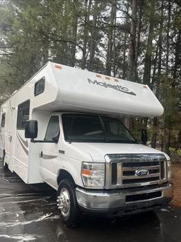 Thumbnail of RV