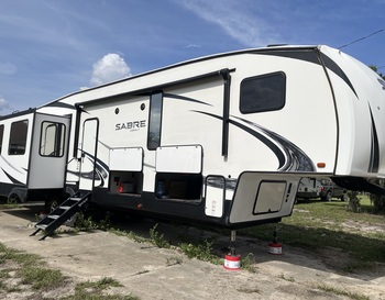 Thumbnail of RV