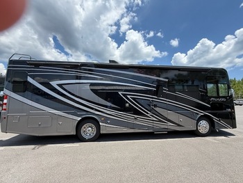 Thumbnail of RV